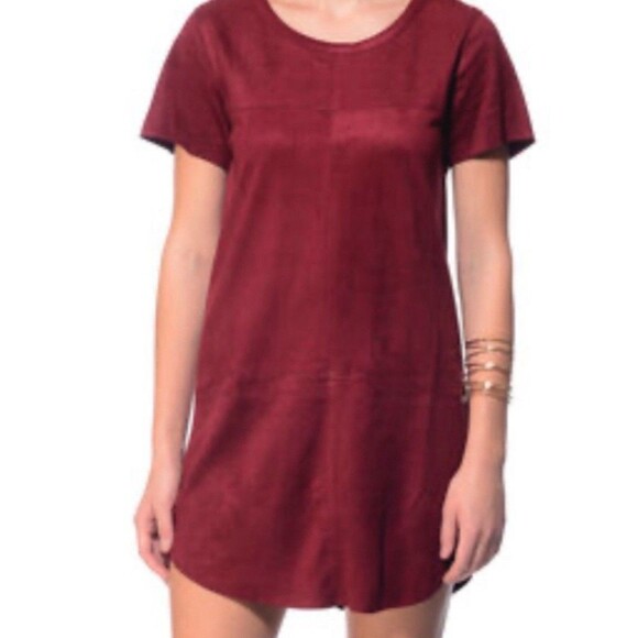 Olivaceous Burgundy Red Microfiber Mini Dress Womens Medium Faux Suede Short Slv - Picture 1 of 11